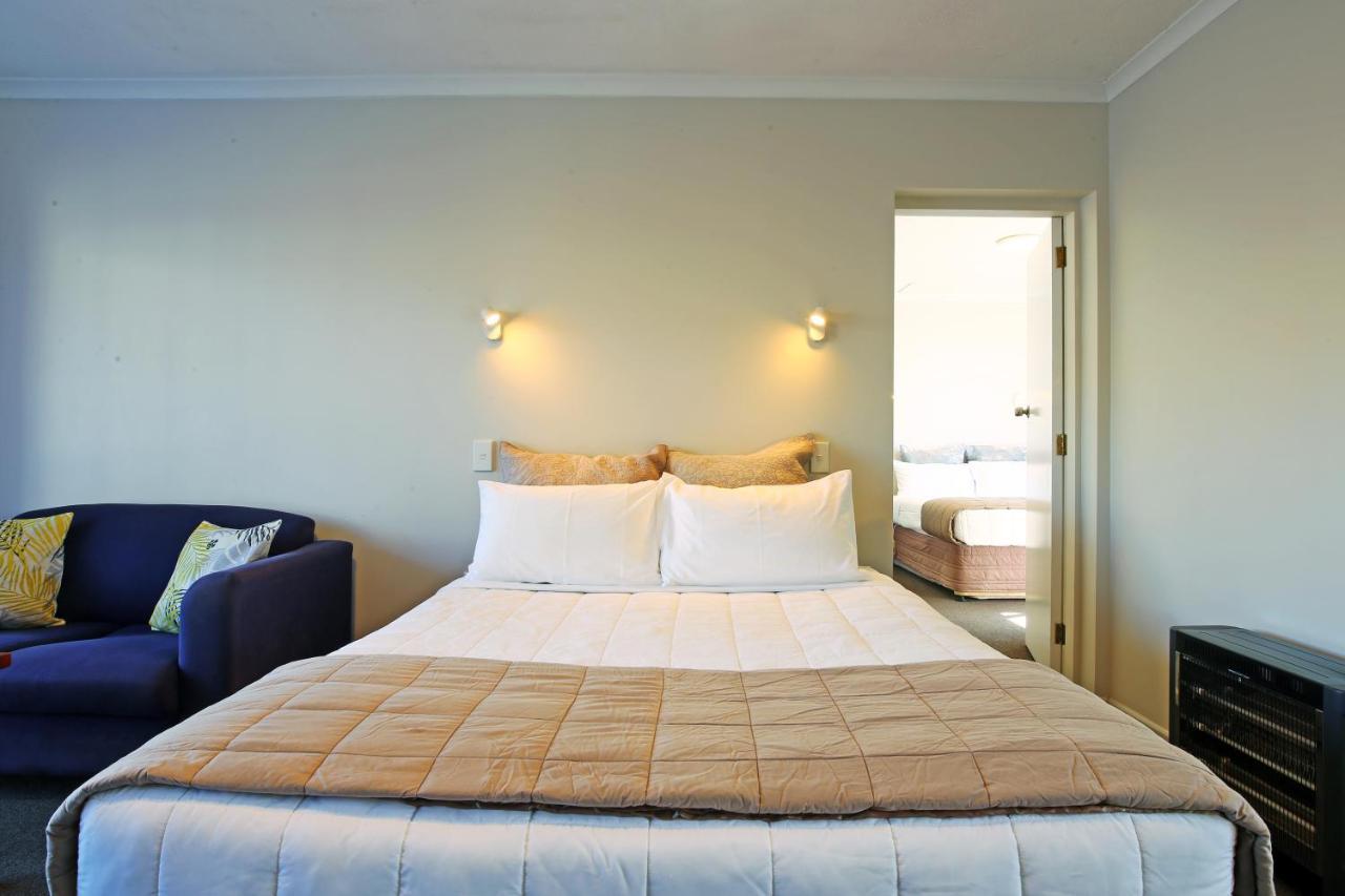 289 Midway Motel